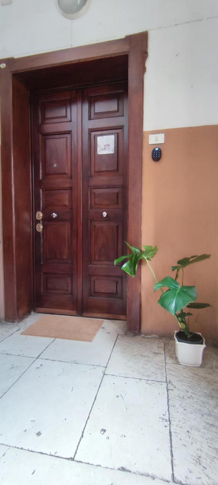 Sulla Via Del Teatro Lägenhet Bari Exteriör bild